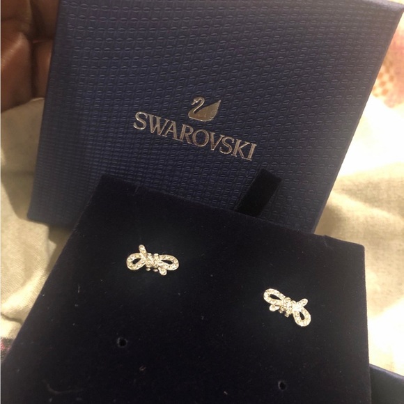 Swarovski lifelong rhodium plated mini bow earrings - Picture 7 of 8
